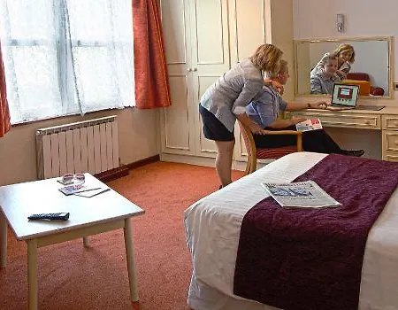 Stafford 2* Saint Helier Jersey