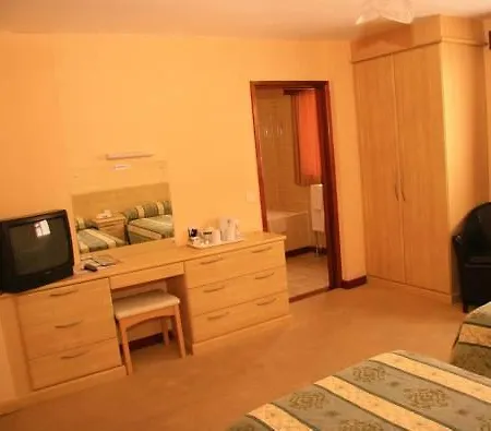 Stafford 2* Saint Helier Jersey