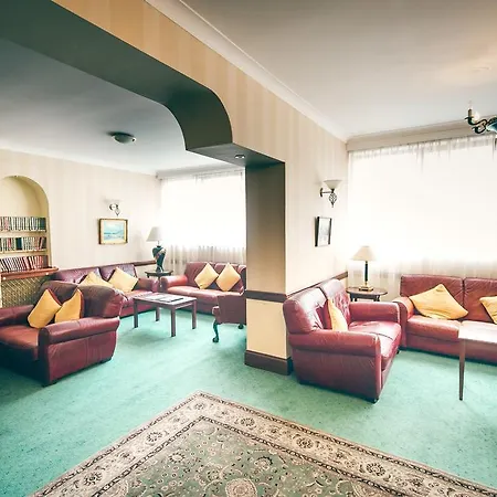 Stafford Hotel 2*